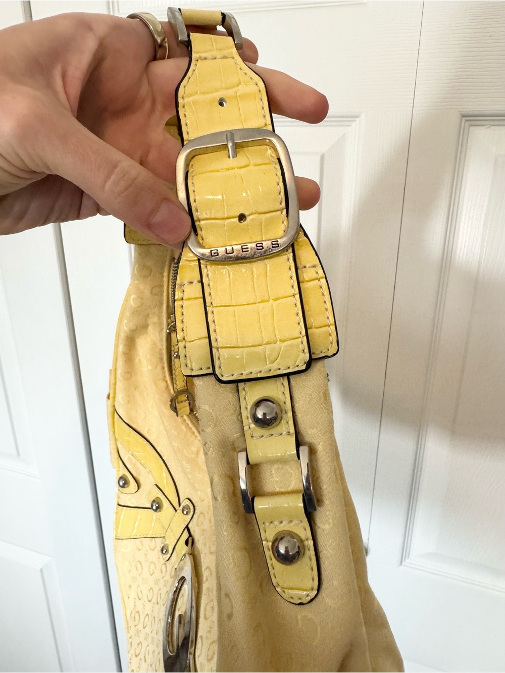 Deadstock Vintage Y2K GUESS Yellow Monogram Hobo Bag NWT - Picture 3 of 15